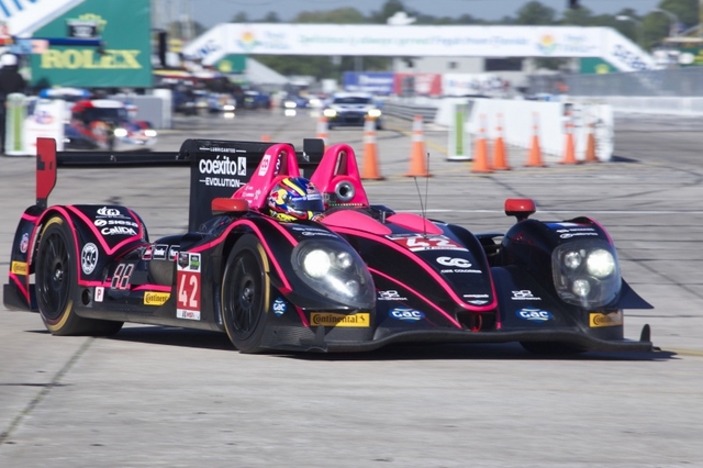 OAK Racing termine quatrieme aux 12 Heures de Sebring 2 stand