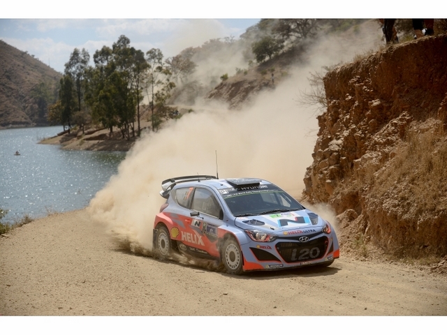 Hyundai Motorsport engage trois voitures au Rallye du Portugal 3 big_213_6 (Copier)