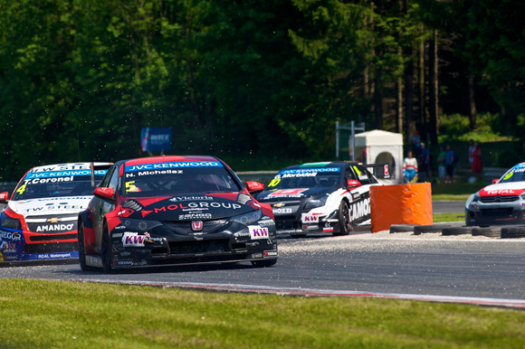 WTCC AU SALZBURGRING: Deux Podiums pour Honda 4 Norbert Michelisz