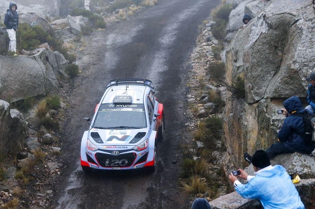 Le Hyundai Shell World Rally Team termine 5eme du Rallye en Argentine 2 Thierry_Neuville_Rally_Argentina_Hyundai_i20_WRC_Action_6