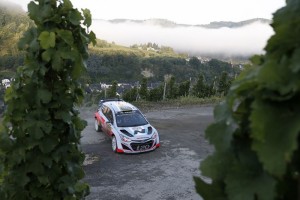 Bryan_Bouffier_Rallye_Deutschland_Hyundai_i20_WRC_Action_3