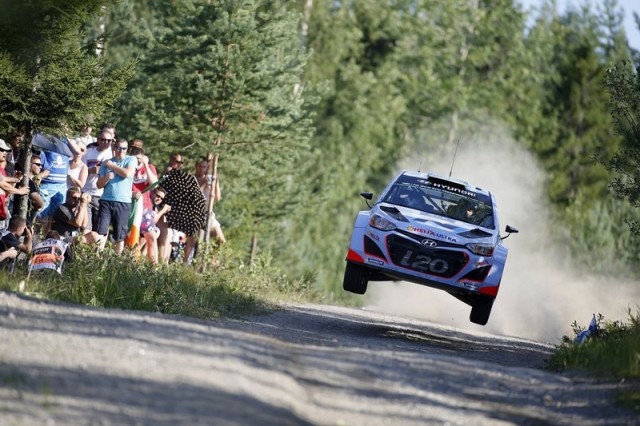 Le Hyundai Shell World Rally Team termine dans le top 6 au Rallye de Finlande 5 Hayden_Paddon_Rally_Finland_Hyundai_i20_WRC_Action_3