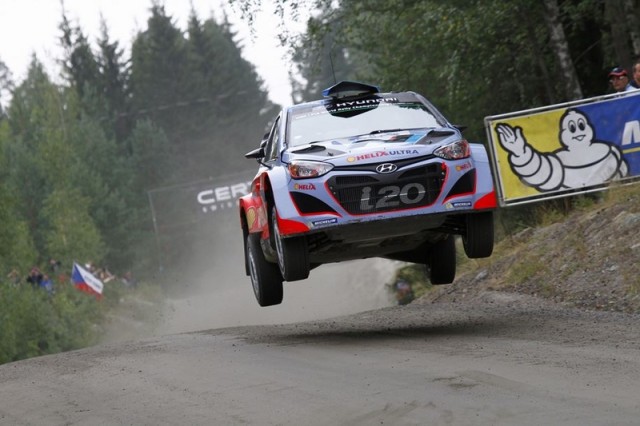Le Hyundai Shell World Rally Team termine dans le top 6 au Rallye de Finlande 6 Juho_Hanninen_Rally_Finland_Hyundai_i20_WRC_Action