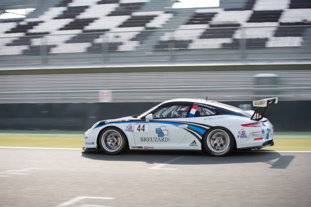 Porsche Carrera Cup France 2014, le suspense reste entier ! 3 2014_PCCF_Magnycours_C.Hamon