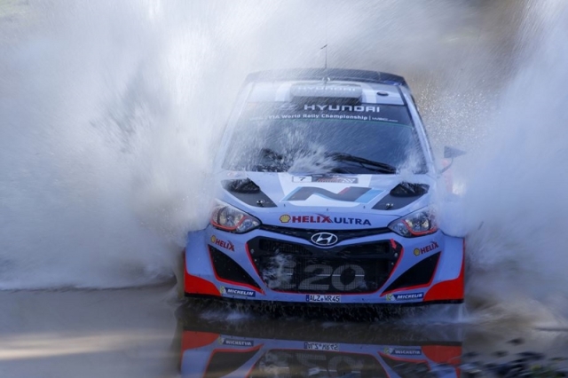 Hyundai Shell World Rally Team décroche une sixieme place pour ses debuts au Rallye d Australie 4 Thierry_Neuville_Rally_Australia_i20WRC_4