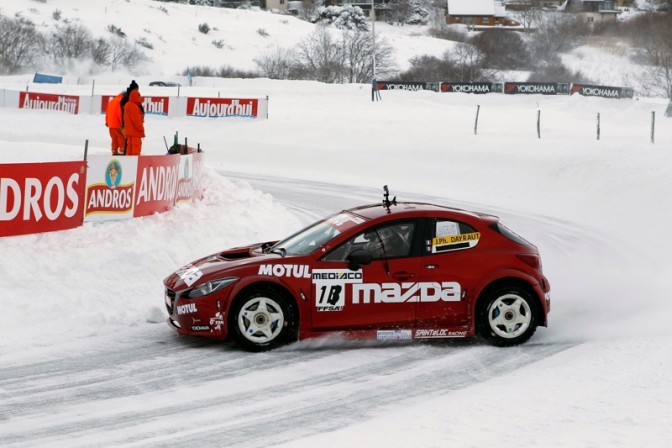 Jean-Philippe Dayraut remporte le Trophée Andros* au volant de sa Mazda3 ! 5 trophee AnDros Super Besse 2 e1422809383810