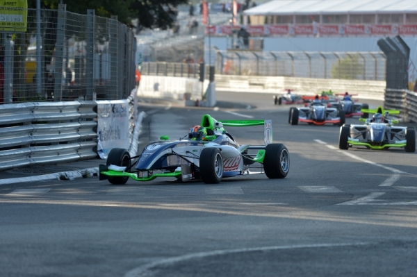 CHAMPIONNAT DE FRANCE F4 :GRAND PRIX DE PAU 2 Grand prix de Pau 2015