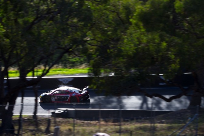 12 H DE BATHURST :GT MOTORSPORT REMPORTE LA CATEGORIE AMATEUR 6 12h Bathurst 2016 race 3 e1455037084332