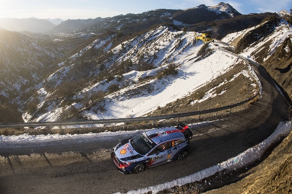WRC 85 ème RALLYE DE MONTE CARLO 4 Thierry Neuville set the pace for Hyundai