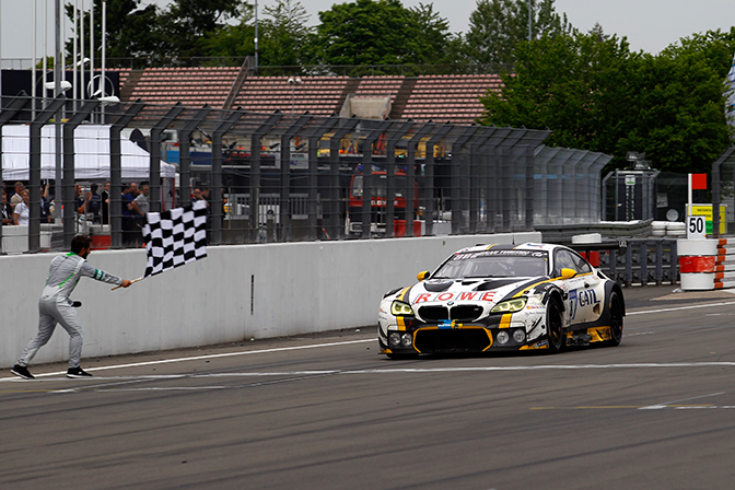 CHAMPIONNAT GT: 24 H DU NURBURGRING 11 Championnat Gt Nurbrurgring arrivee