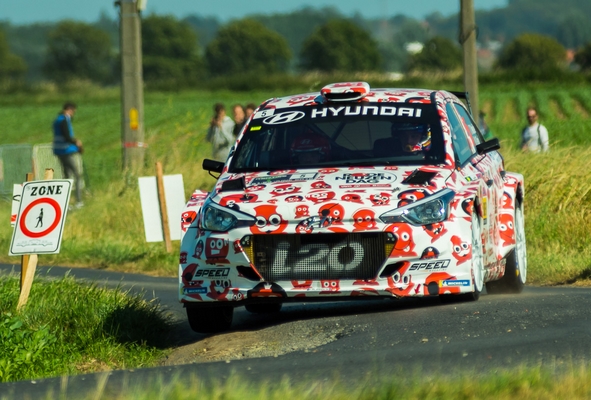 THIERRY NEUVILLE remporte le Renties Ypres Rally 2018 2 Thierry Neuville Nicolas Gilsoul Ypres 2018 Huyndai i20R5 1 sur 1