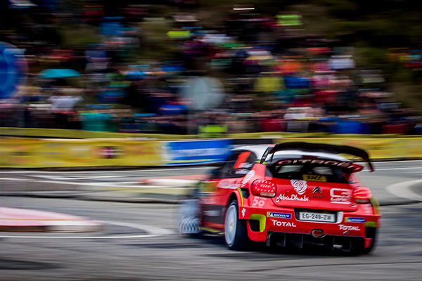 WRC Rallye de Catalogne Loeb s'impose 4 Citroen et Loeb remporte le Rallye 4