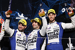 FUJI SPEEDWAY: ALPINE Monte sur la 3ème marche du podium 1 Fuji Speedway alpine signatech 1