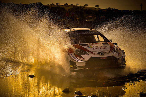 Toyota N° 8 Ott Tanack