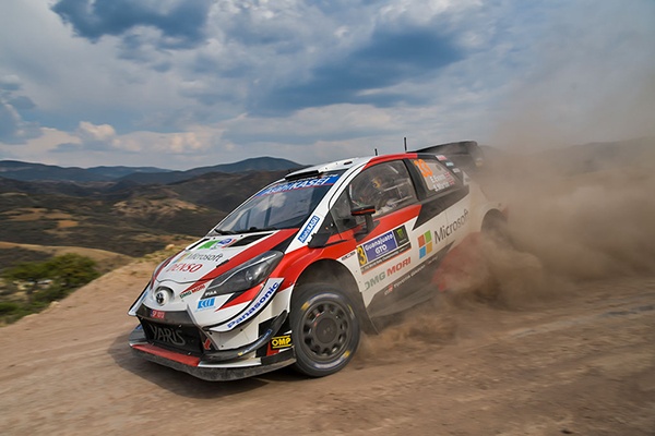Car 33 Elfyn Evans Scott Martinjpg