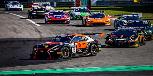 GT SILVER CUP AU NURBURGRING 2 15 Tech 1 Racing Aurlien Panis Timoth Buret Thomas Neubauer