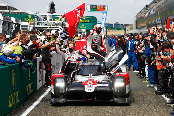 WEC LE MANS 2020 HAT-TRICK POUR TOYOTA GAZOO RACING 3 Toyota Gazoo racing Victoire le mans 2020 2