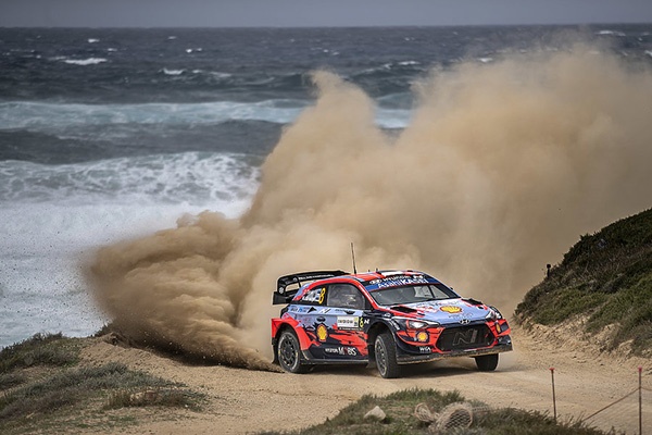WRC : SORDO (HYUNDAI i20) VAINQUEUR DU RALLYE DE SARDAIGNE 4 Ott Tanack
