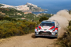 Toyota Yaris Gazoo Racing intr