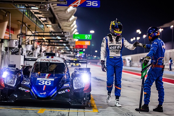 SIGNATECH ALPINE ELF CONCLUT UNE AVENTURE RICHE EN SUCCES A BARHEIN 3 stand Alpine jpg