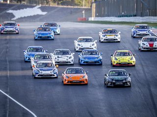 COMPTE A REBOURS POUR L'ALPINE ELF EUROPA CUP 1 Alpine Elf Europa Cup