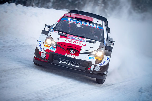 ARCTIC RALLY FINLAND JOUR 1 OTT TANACK VIRE EN TETE 2 Voiture 69 Kalle Rovanpera Jonne Halttunen