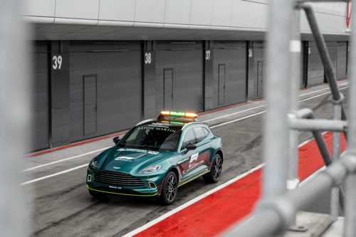 SAFETY CAR :ASTON MARTIN PREND LA POLE POSTION! 5 Aston Martin Medical Car