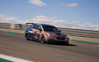 CUPRA PARTICIPERA AU WTCR 2021 EN COMBINANT EXPERIENCE ET JEUNESSE 9 CUPRA WTCR 01 HQ