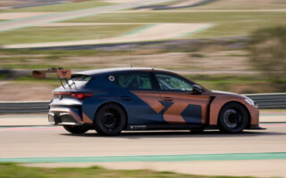 CUPRA PARTICIPERA AU WTCR 2021 EN COMBINANT EXPERIENCE ET JEUNESSE 10 CUPRA WTCR 02 HQ