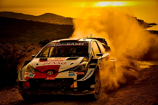 WRC SARDAIGNE JOUR 2: C'EST LA DEROUTE POUR HYUNDAI 2 WRC Sardaigne jour 2 Voiture-1-(Sébastien-Ogier,-Julien-Ingrassia)jpg