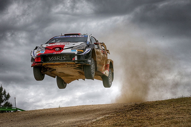 WRC SARDAIGNE JOUR 2: C'EST LA DEROUTE POUR HYUNDAI 4 WRC Sardaigne Voiture-33-(Elfyn-Evans,-Scott-Martin)