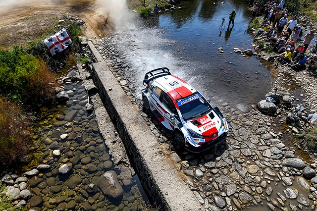 WRC SARDAIGNE JOUR 1: OTT TANACK OCCUPE LA PREMIERE MARCHE DU PODIUM 4 WRC Sardaigne 2021 (Kalle-Rovanperä,-Jonne-Halttunen)