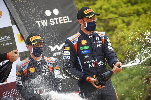 WRC DOUBLE TOYOTA EN SARDAIGNE OGIER REMPORTE LE RALLYE 4 WRC-Sardaigne-Thierry-Neuville-18jpg