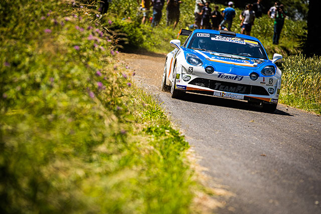 TROPHEE ALPINE ELF RALLY HERNANDEZ OUVRE LE PALMARES 5 Trophee Alpine Elf Rally 3