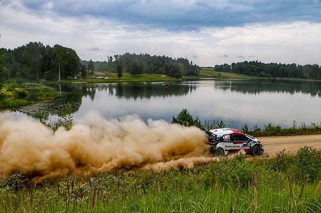 RALLYE D'ESTONIE ROVANPERA TERMINE LA SECONDE JOURNEE TOUJOURS LEADER 3 Voiture-33-(Elfyn-Evans,-Scott-Martin)