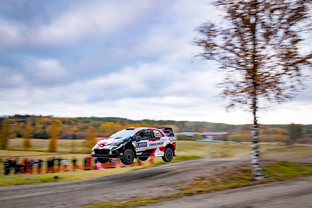 RALLYE DE FINLANDE ELFYN EVANS NOUVEAU LEADER 4 Voiture-69-(Kalle-Rovanperä,-Jonne-Halttunen)