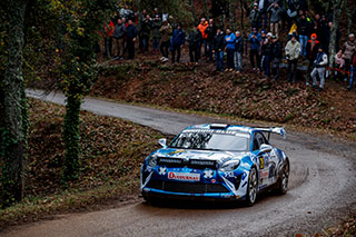 JULIEN SAUNIER REMPORTE LE PREMIER TROPHEE ALPINE ELF RALLY 1 Alpine-Elf-Rally-Rally-du-Var-(4)