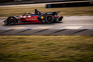 NISSAN e-DAMS DEVOILE LE NOUVEAU DESIGN DE SA MONOPLACE DE FORMULE E 1 Nouveau-design-nissan-2022-(1