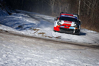 SEBASTIEN OGIER REPREND LA TETE DU RALLYE ET CREUSE L'ECART SUR SEBASTIEN LOEB 1 WRC Monte-Carlo Voiture-1-(Sébastien-Ogier,-Benjamin-Veillas)