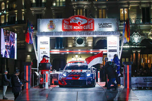 WRC MONTE-CARLO OGIER EN TETE APRES LA PREMIERE JOURNEE 2 Voiture-1-(Sébastien-Ogier,-Benjamin-Veillas)