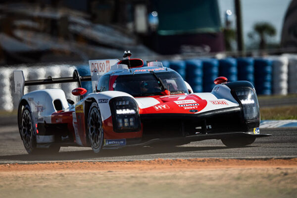 1000 MILES DE SEBRING : LA TOYOTA GAZOO RACING N° 8 SUR LE PODIUM 2 12 heures de Sebring 2022 Toyota N°7