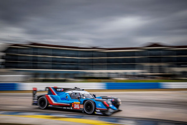 ALPINE ELF ENDURANCE TEAM A LANCE OFFICIELLEMENT SA CAMPAGNE EN FIA WEC