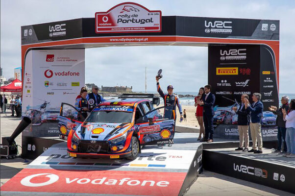 RALLYE DU PORTUGAL ROVENPERA ET EVANS SIGNE UN DOUBLE POUR TOYOTA 5 Portugal-Thierry-Neuville