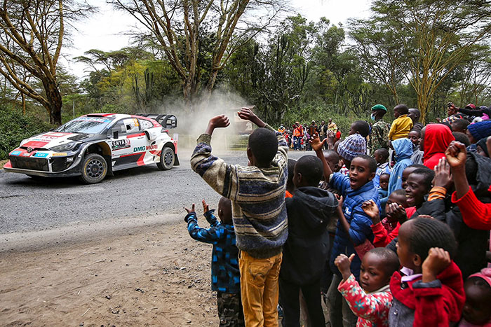 Safari Rally Kenya Voiture-33-(Elfyn-Evans,-Scott-Martin)