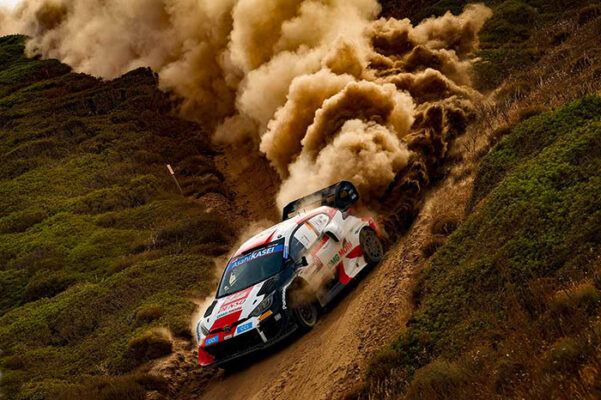 OTT TANACK (HYUNDAI) REMPORTE LE RALLYE DE SARDAIGNE 4 Voiture-4-(Esapekka-Lappi,-Janne-Ferm)