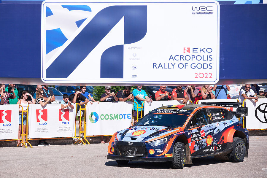 THIERRY NEUVILLE REMPORTE LE RALLYE DE L'ACROPOLE
