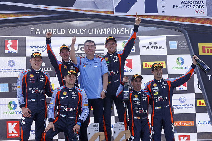 Acropolis Rally Triple-Hyundai-en-Grece