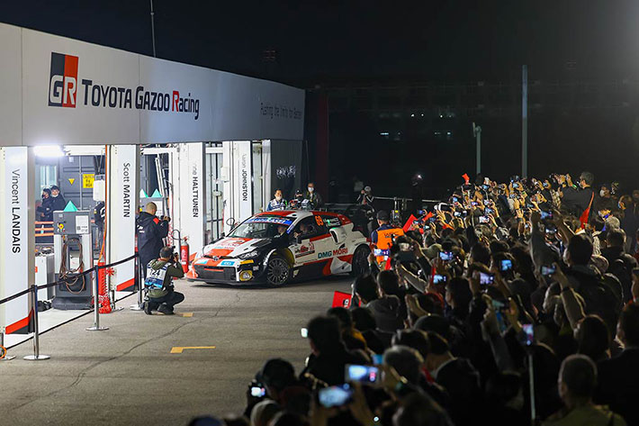 ELFYN EVANS NOUVEAU LEADER AU RALLYE DU JAPON 3 Rallye du Japon Voiture-69-(Kalle-Rovanperä,-Jonne-Halttunen)