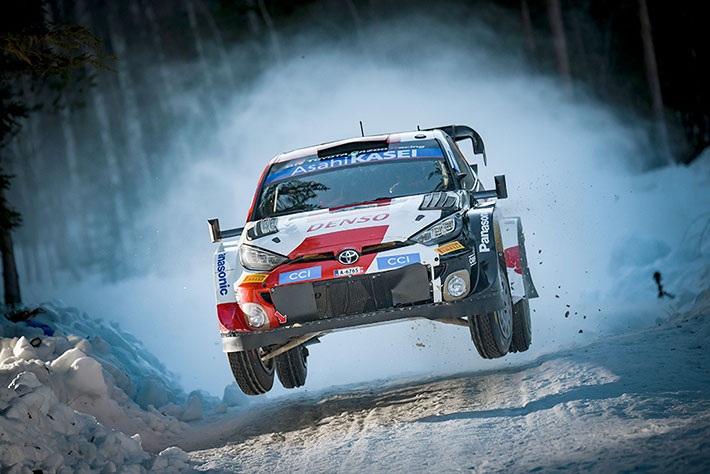 WRC SUEDE ETAPE 2: CRAIG BREEN NOUVEAU LEADER 4 Voiture-18-(Takamoto-Katsuta,-Aaron-Johnston)