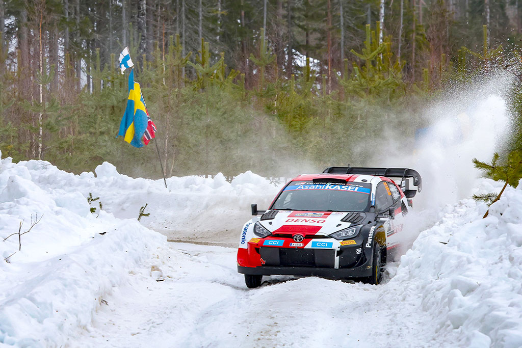 Voiture 69 Kalle Rovanpera Jonne Halttunen